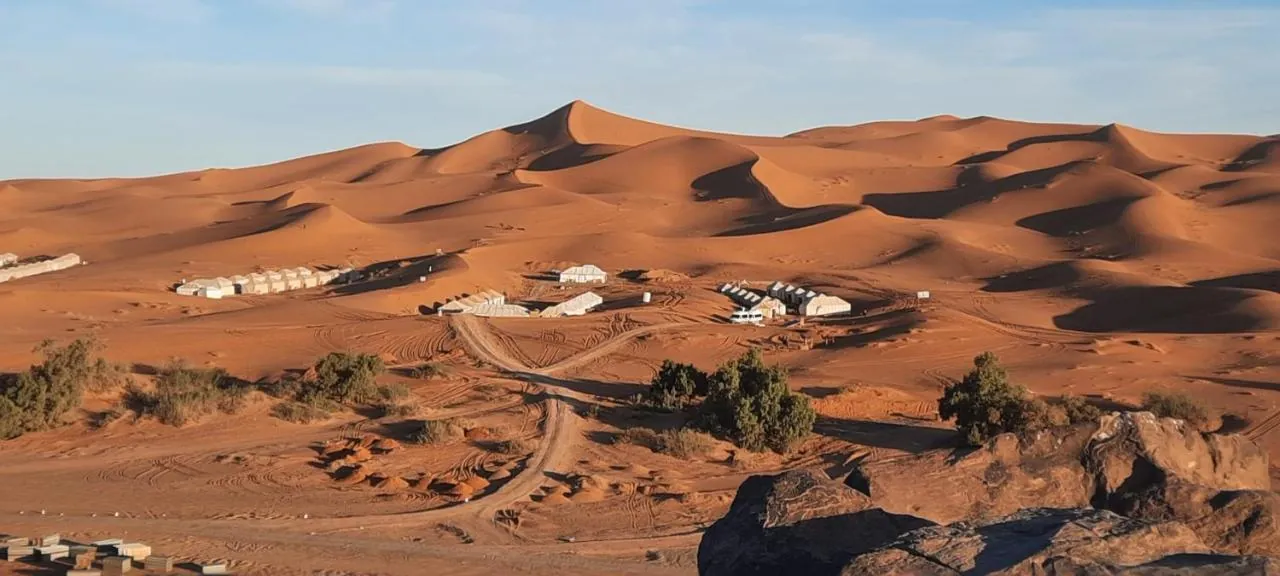 Il campo ai piedi delle grandi dune di Erg Chebbi